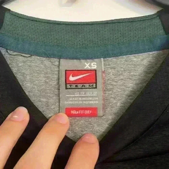 Men’s Nike team Oregon University‎ short sleeve size XS - Picture 2 of 10